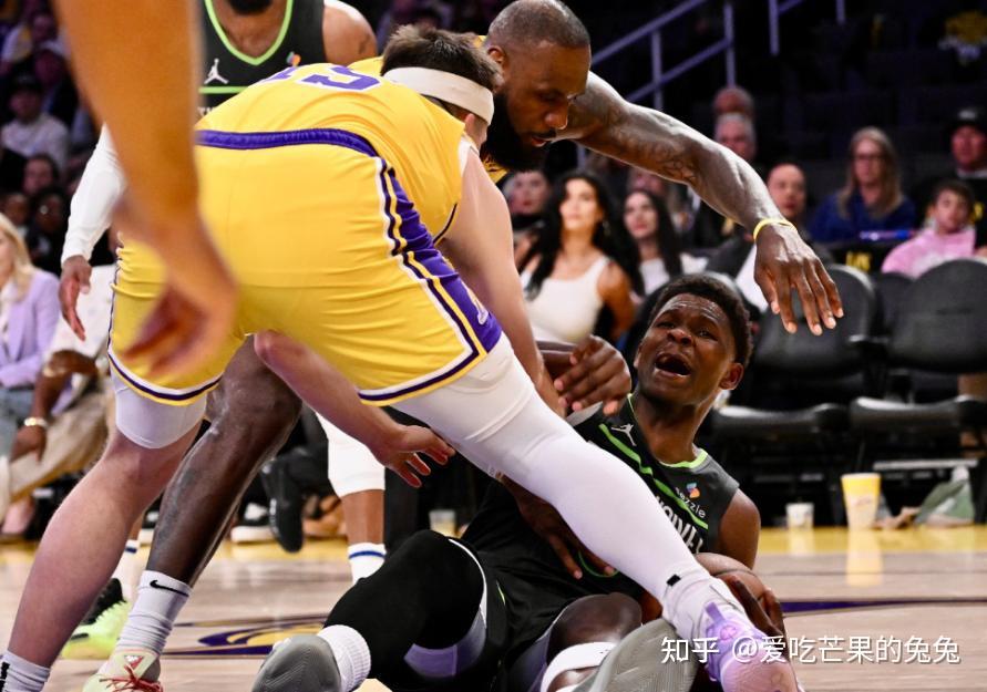 开云官方网站在线登陆-转折点！马赛伤情更新，NBA季后赛转会期攻防权衡，气氛紧张，球队文化再被提及-开云官方网站在线登陆